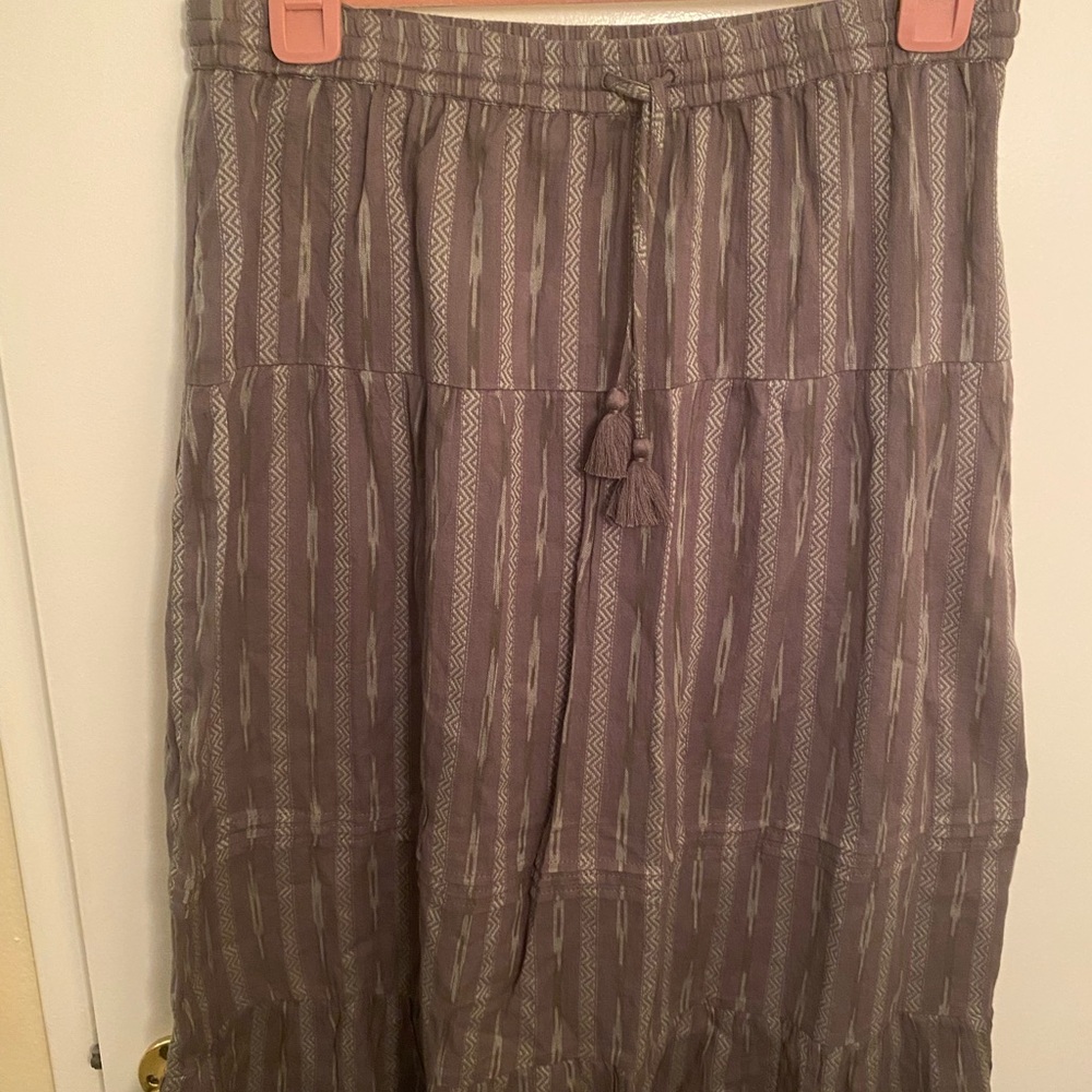 J. Jill Taupe Patterned Midi Skirt